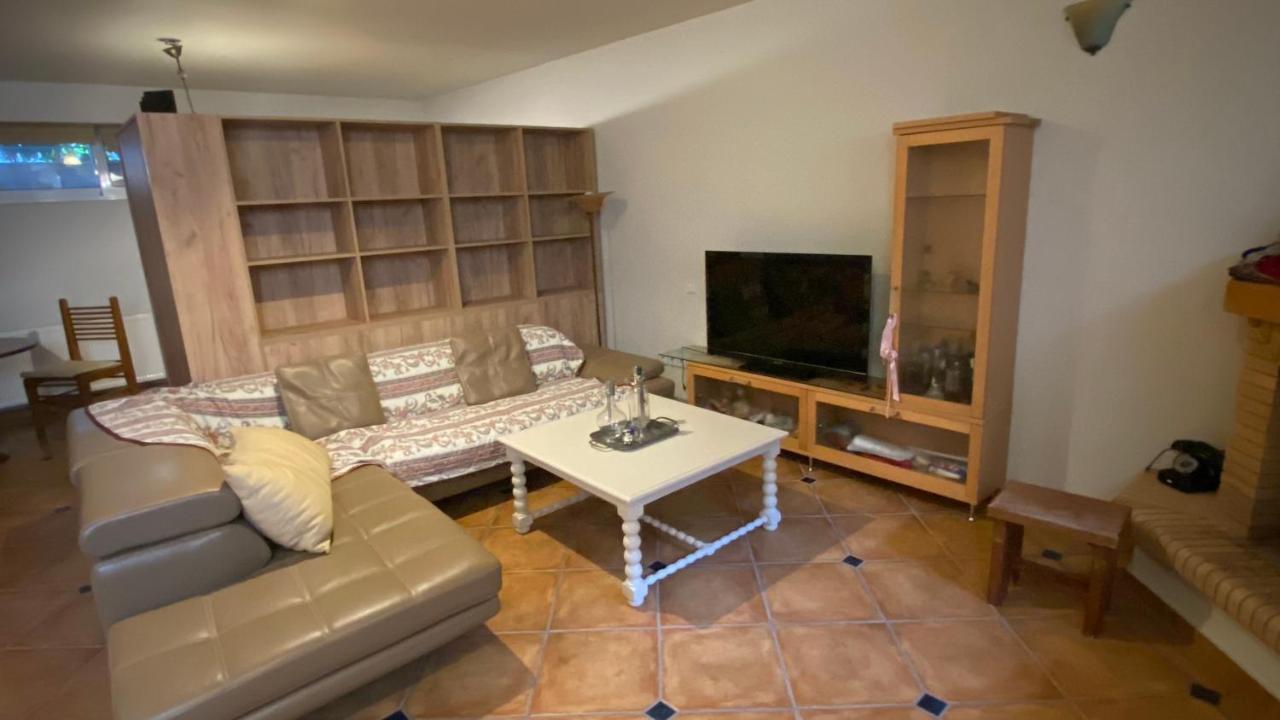Seaside Family Apartment - Kalamata Faraí Eksteriør billede